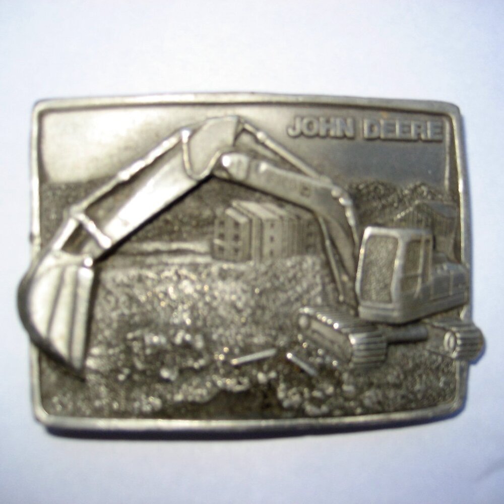 VINTAGE JOHN DEERE EXCAVTOR BELT BUCKLE 1987